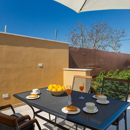 Villa Beautiful Onit With Outdoor Pool In Vizinada